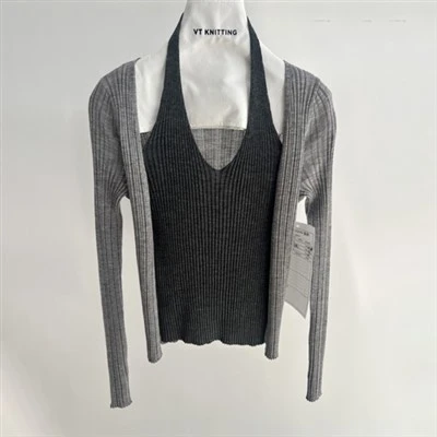 Σχεδιαστής V TANK TANK TOP ΓΥΝΑΙΚΕΣ